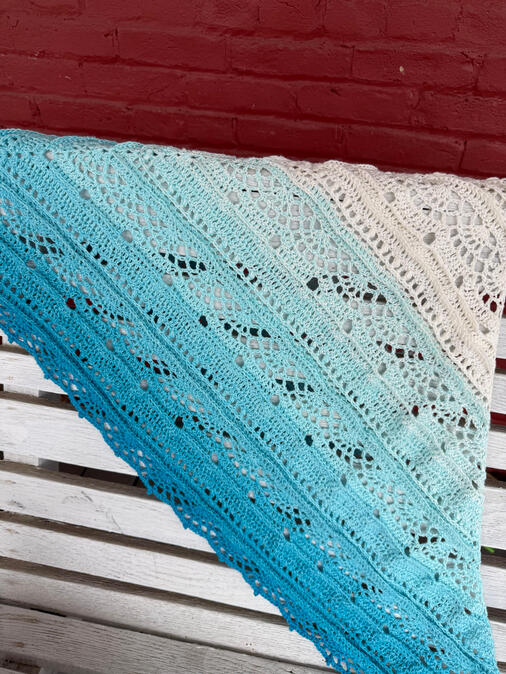SisLove Shawl. Pattern by SisHomemade.